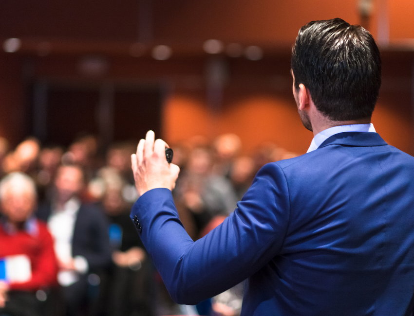 Dich-Vu-Tu-Van-Phap-Luat-Thuong-Xuyen-Luat-Hoang-Quan